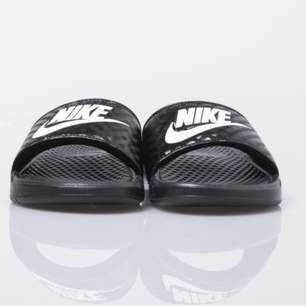 NWT Nike Benassi JDI  Black WMNS - Picture 4 of 8